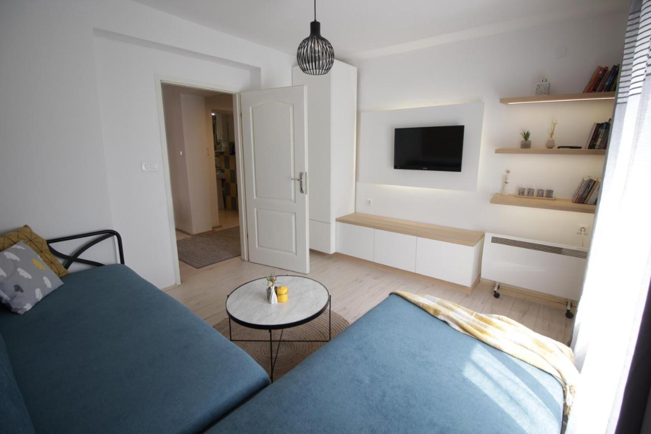 La Paloma Blanca Apartment Тузла Екстериор снимка