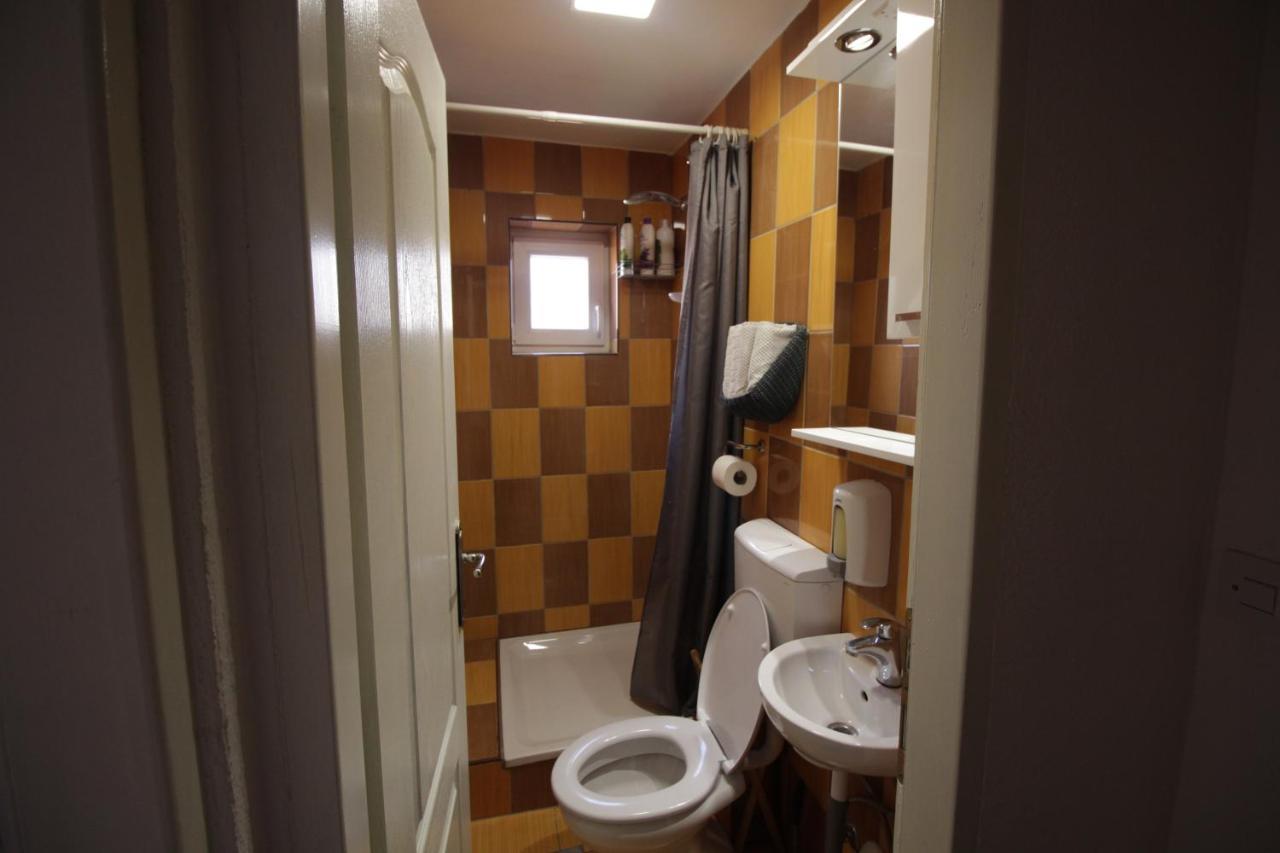 La Paloma Blanca Apartment Тузла Екстериор снимка