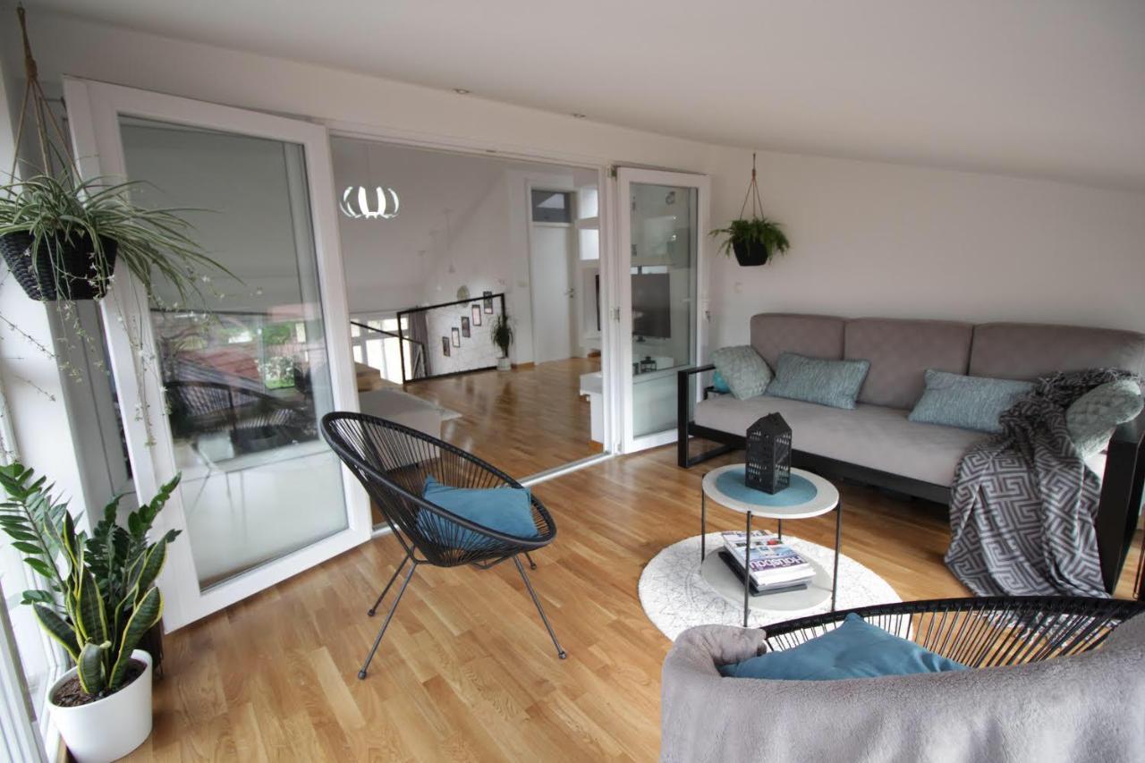La Paloma Blanca Apartment Тузла Екстериор снимка