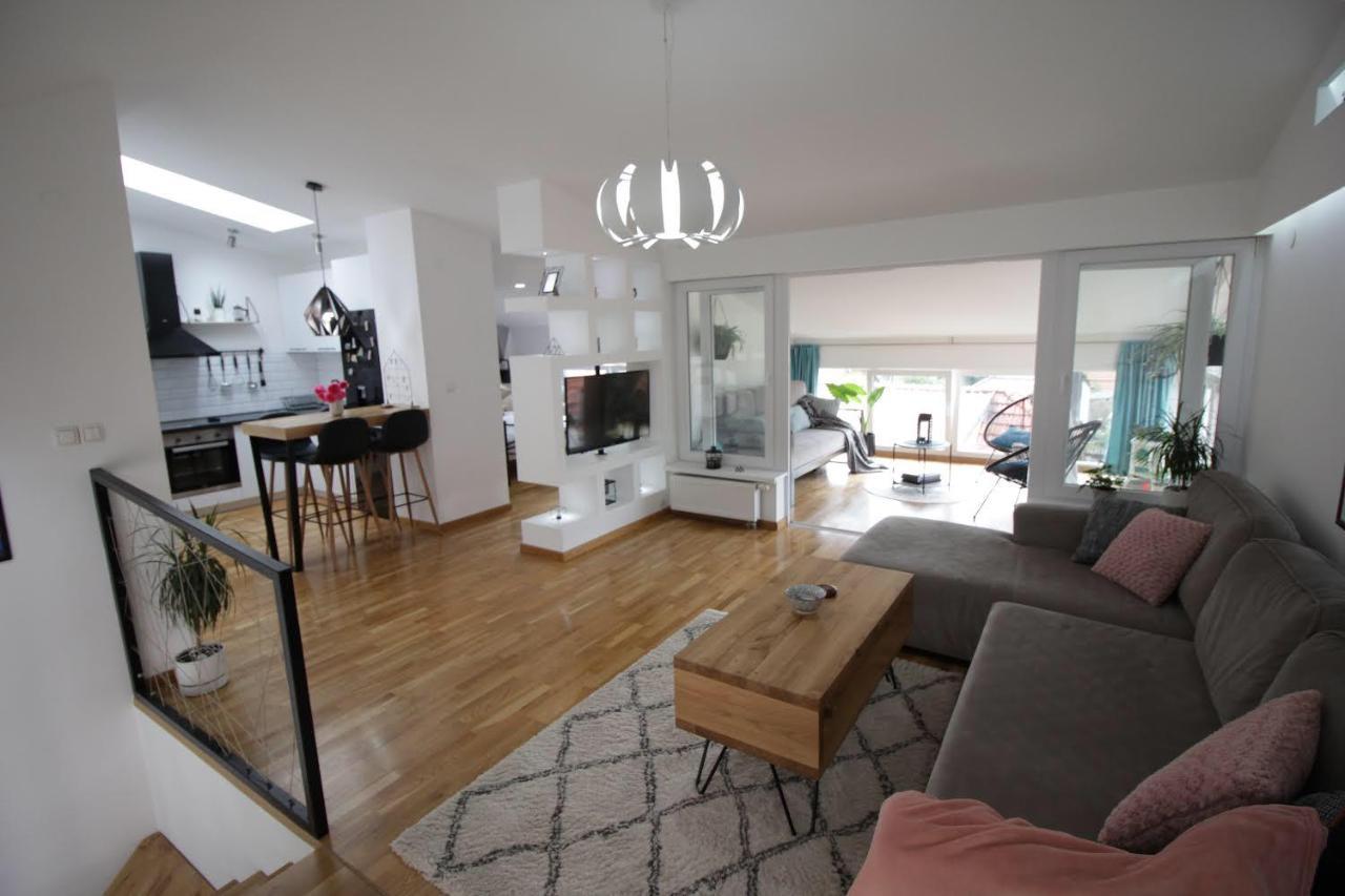 La Paloma Blanca Apartment Тузла Екстериор снимка